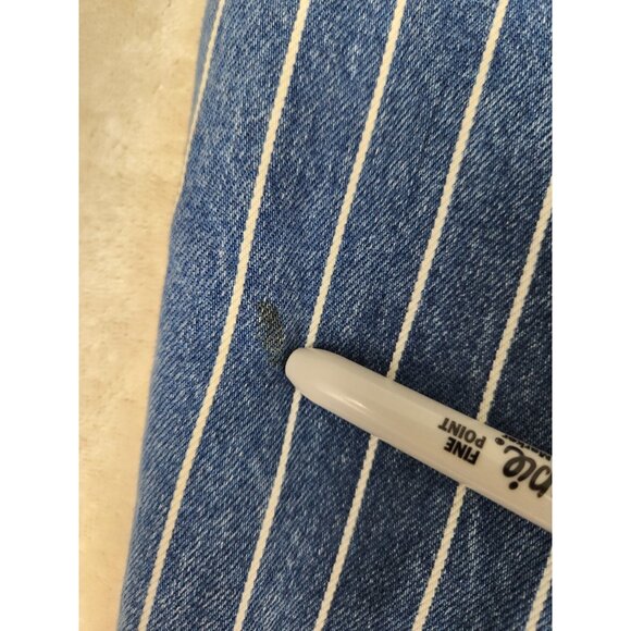 American Eagle Mom Jeans Womens 00 Blue White STRIPED Denim HIGH RISE 24 X 27 - Picture 14 of 16